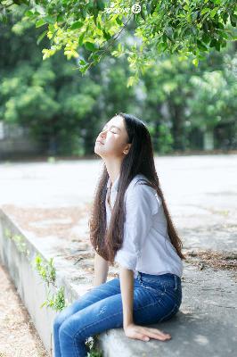 诱女偷伦初尝云雨H,姨母的诱惑