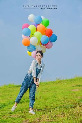 美丽小蜜桃,美丽的领居中字