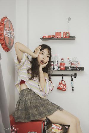 美丽小蜜桃